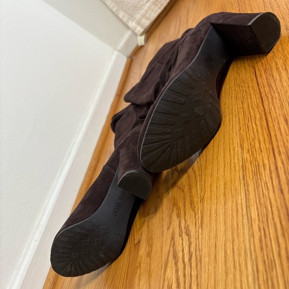 NINE WEST Genuine Suede Leather Slouchy High Heel Slouch Boot 8 - Picture 6 of 16